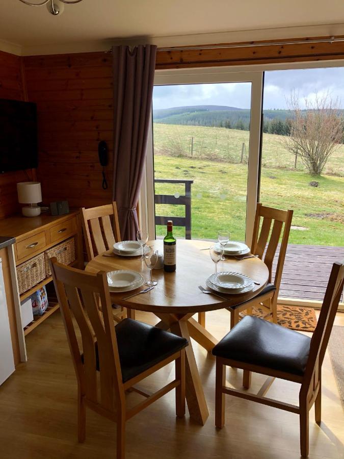 Ben Rinnes Lodge Glenlivet Highlands Auchnastank Bagian luar foto